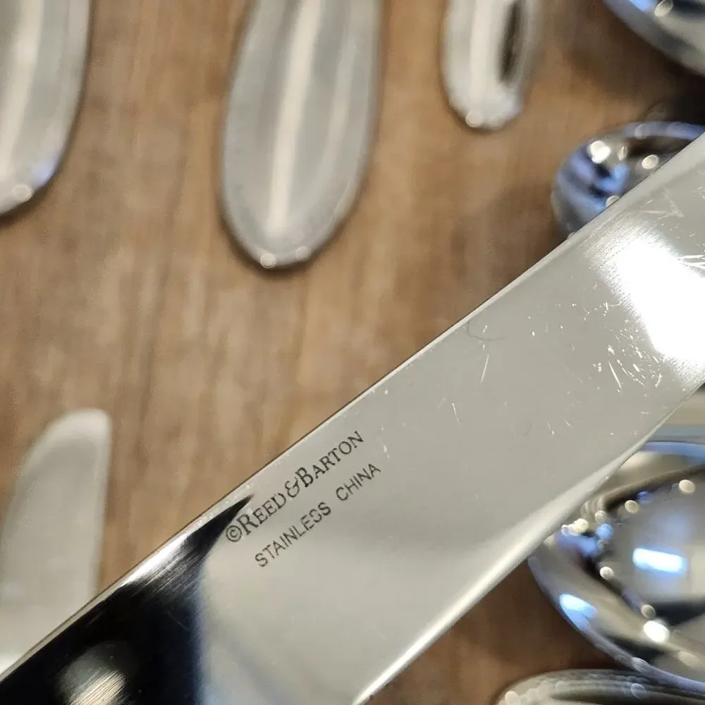 63 Pc Reed & Barton Stainless Set Tradition Tanglewood Knife Fork Spoon Serving